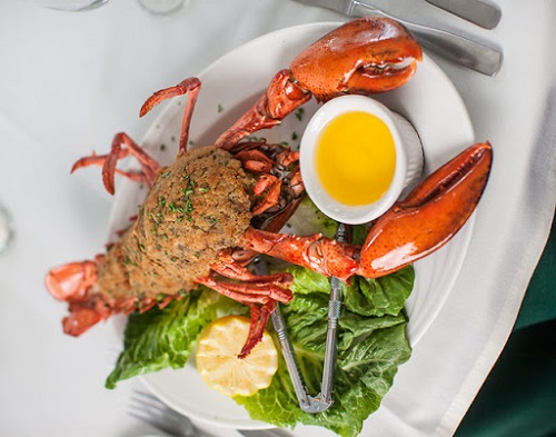 restaurants featuring baked stuffed lobster